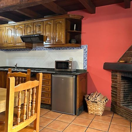Casa Freixe Apartamentos Rurales Санта Еулалия де Оскос Екстериор снимка