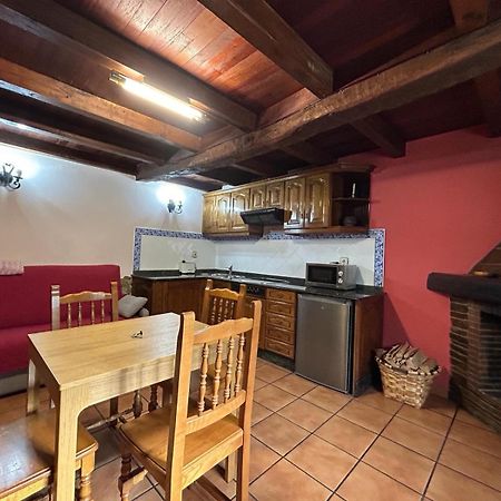 Casa Freixe Apartamentos Rurales Санта Еулалия де Оскос Екстериор снимка