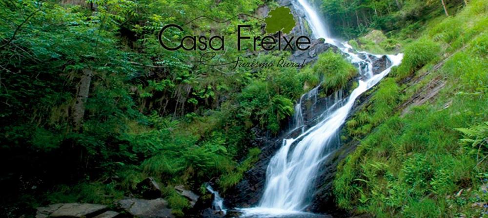 Casa Freixe Apartamentos Rurales Санта Еулалия де Оскос Екстериор снимка
